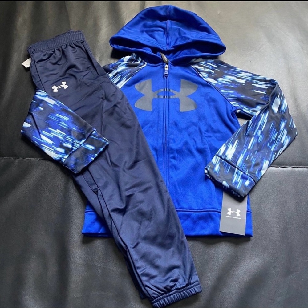 NWT Under Armour Hoodie & jogger Set Boys Size 7